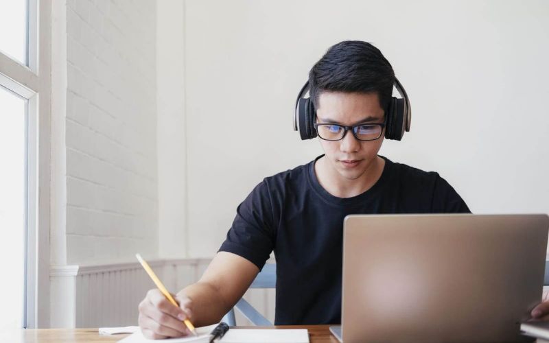 Nghe tiếng Anh mỗi ngày