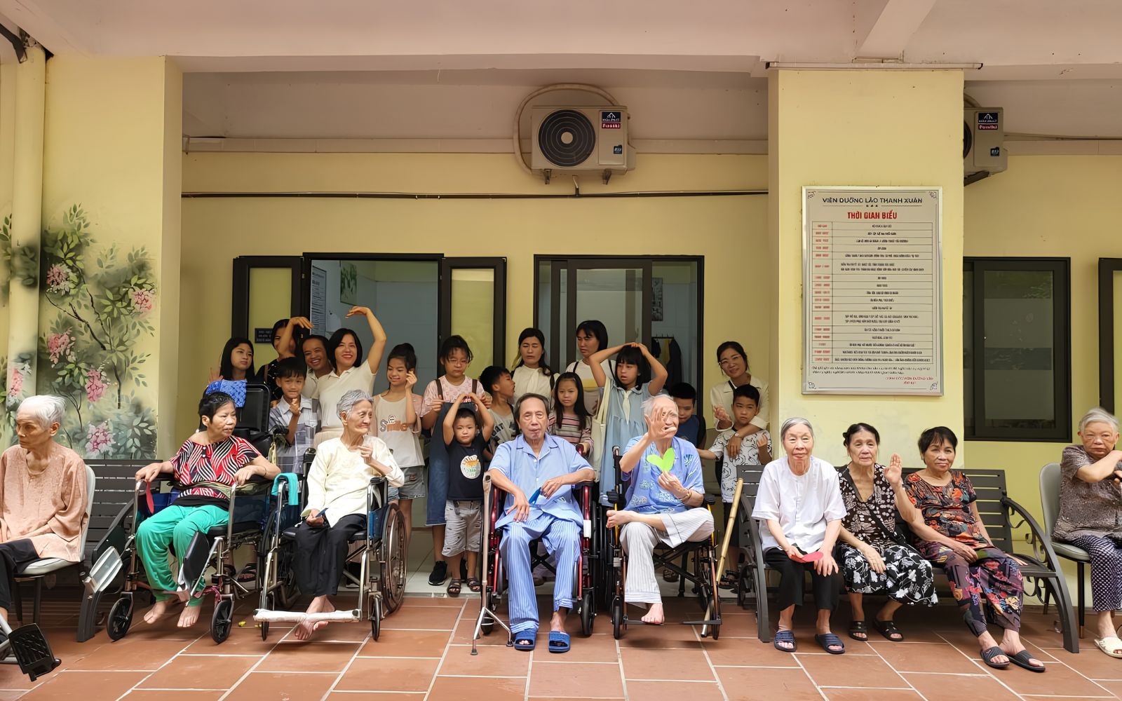 Viện dưỡng lão chăm sóc người sau tai biến Thanh Xuân